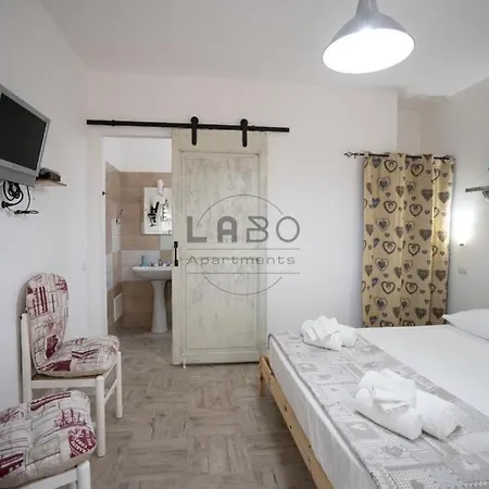 Ilios Apartment