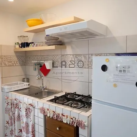 Ilios Apartment *