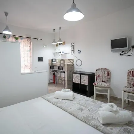 Apartment Ilios *